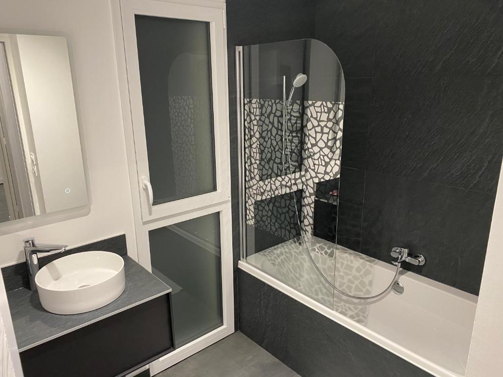 Logement Confort 2 Chambres / Séjour-cuisine proche de Montpellier photo 3