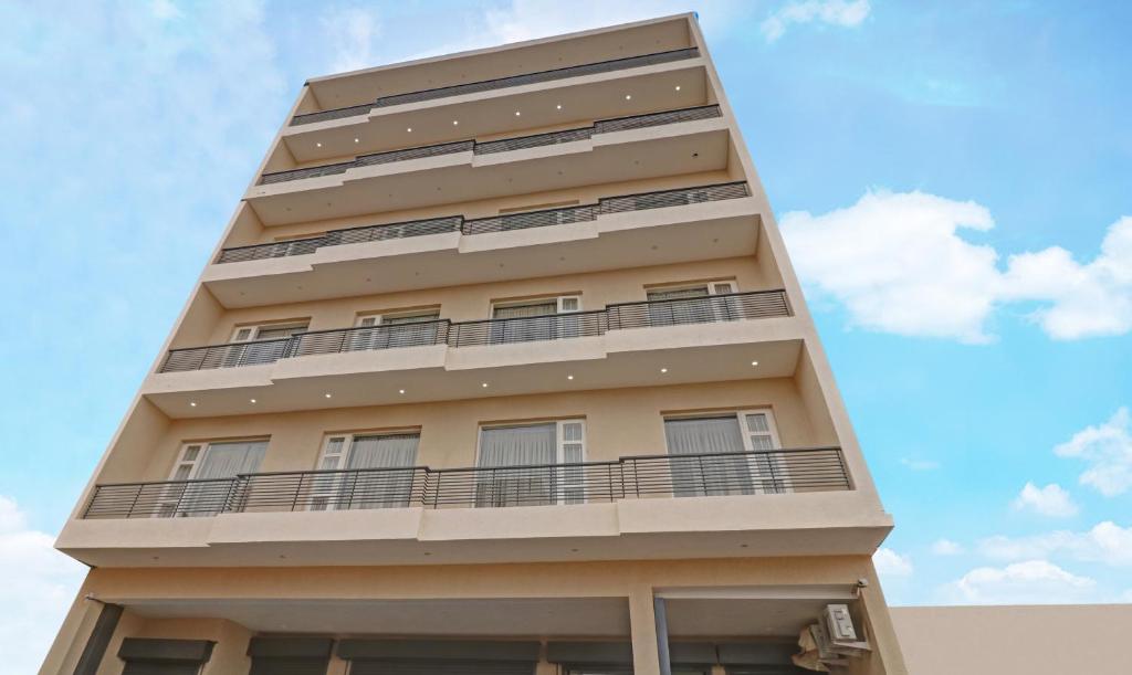 Treebo Trend Kamron Regency Sector 80 photo 3