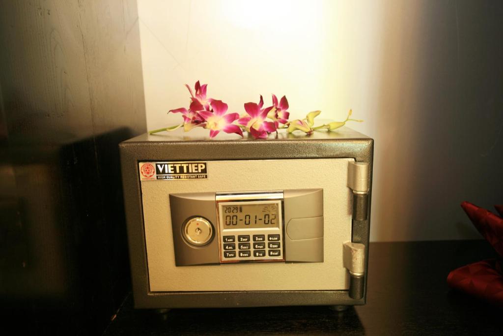 Eclipse Legend Hotel