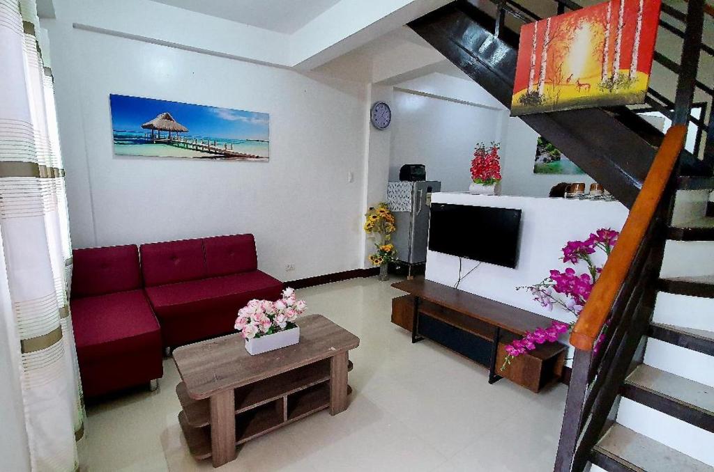 Kaitleen Home Stay Door 3 photo 3