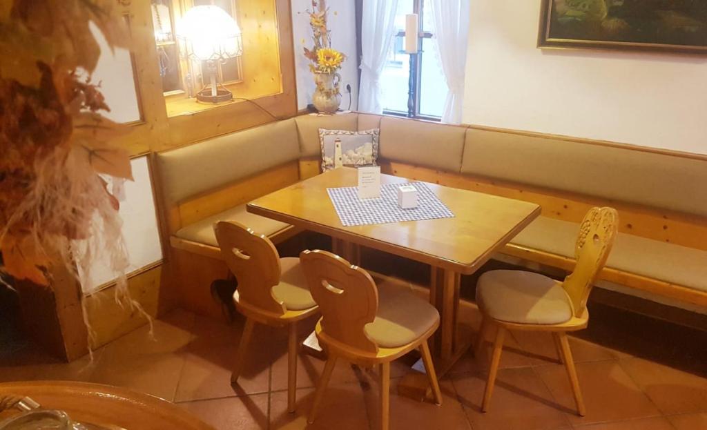 Hotel-Restaurant-Krone photo 4
