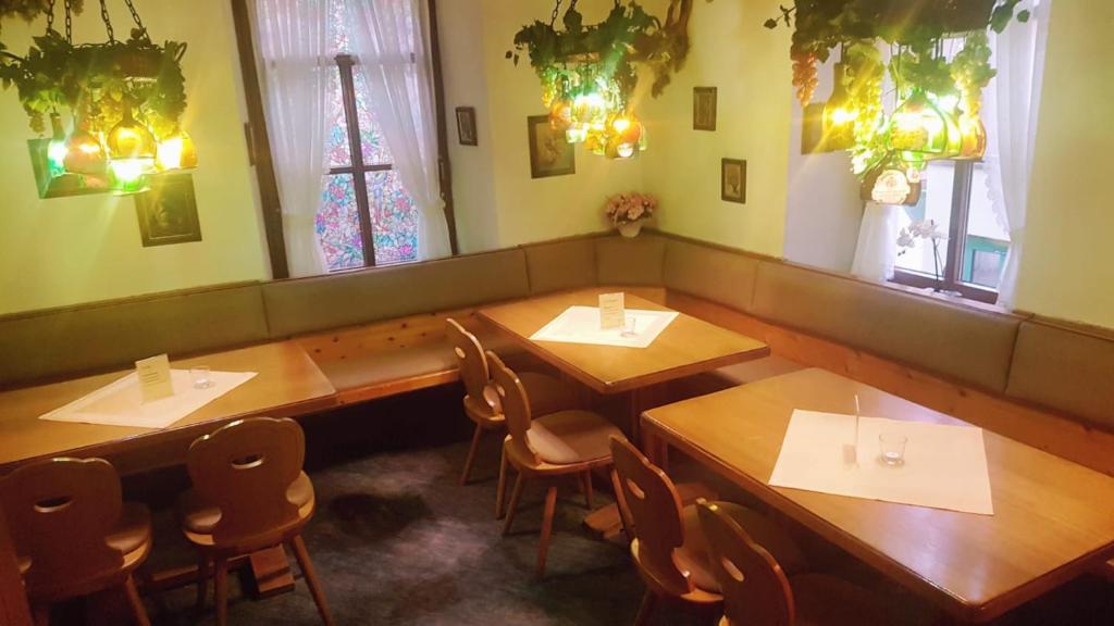 Hotel-Restaurant-Krone photo 3