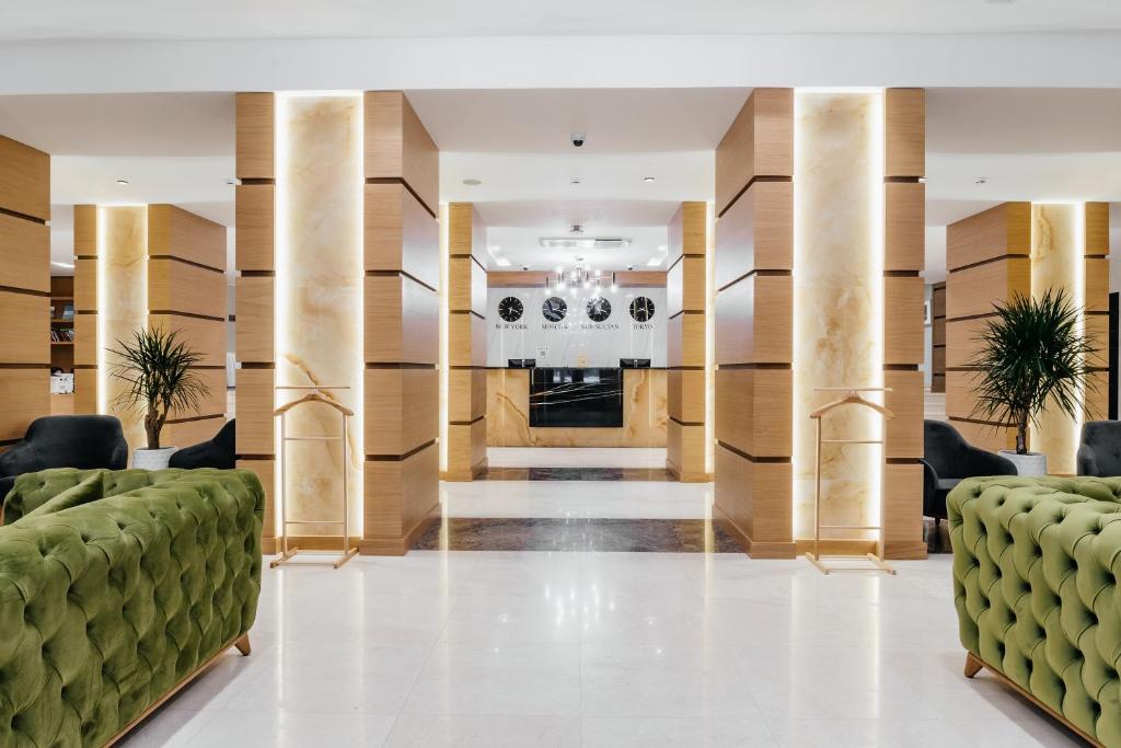 Ramada by Wyndham Astana photo 4