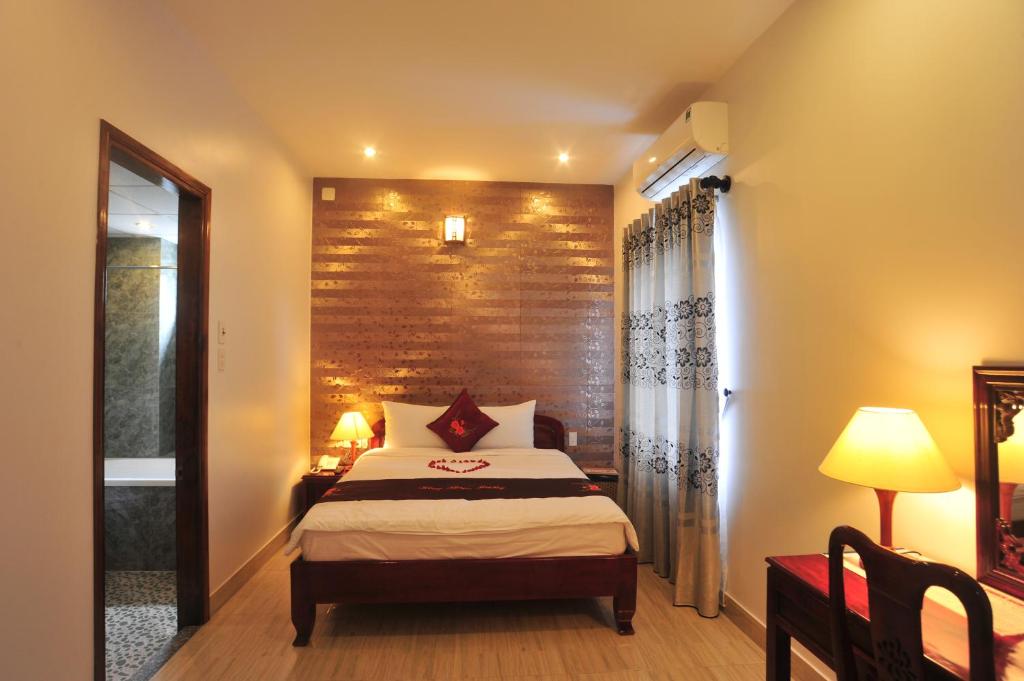 Двухместный (Двухместный номер Делюкс с 1 кроватью), Hong Thien Ruby Hotel