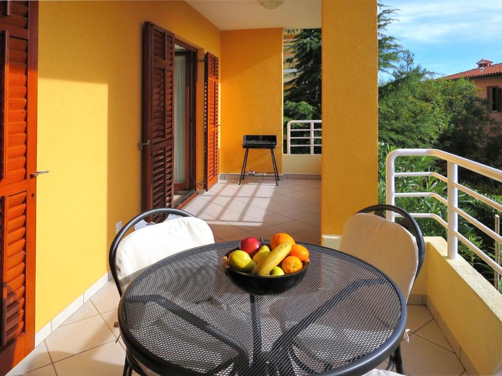 Apartment Danica - RAC115 by Interhome photo 1