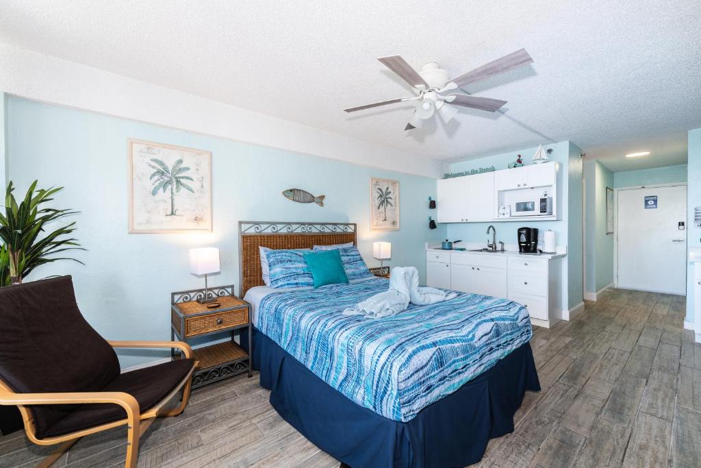 I Need A Vacay Now! Remodeled Studio image