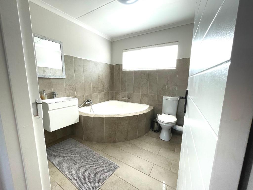 10 on Aquavista Addo River View Cottage photo 2