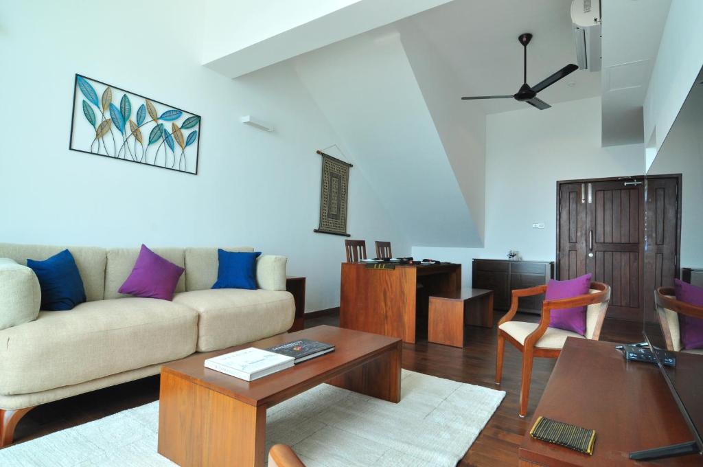Apartment L4-5, Oceanfront Condos, Galle, Sri Lanka photo 3