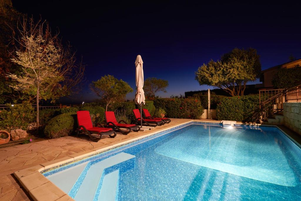 3 bedroom Villa Madelini with private pool, Aphrodite Hills Resort photo 1