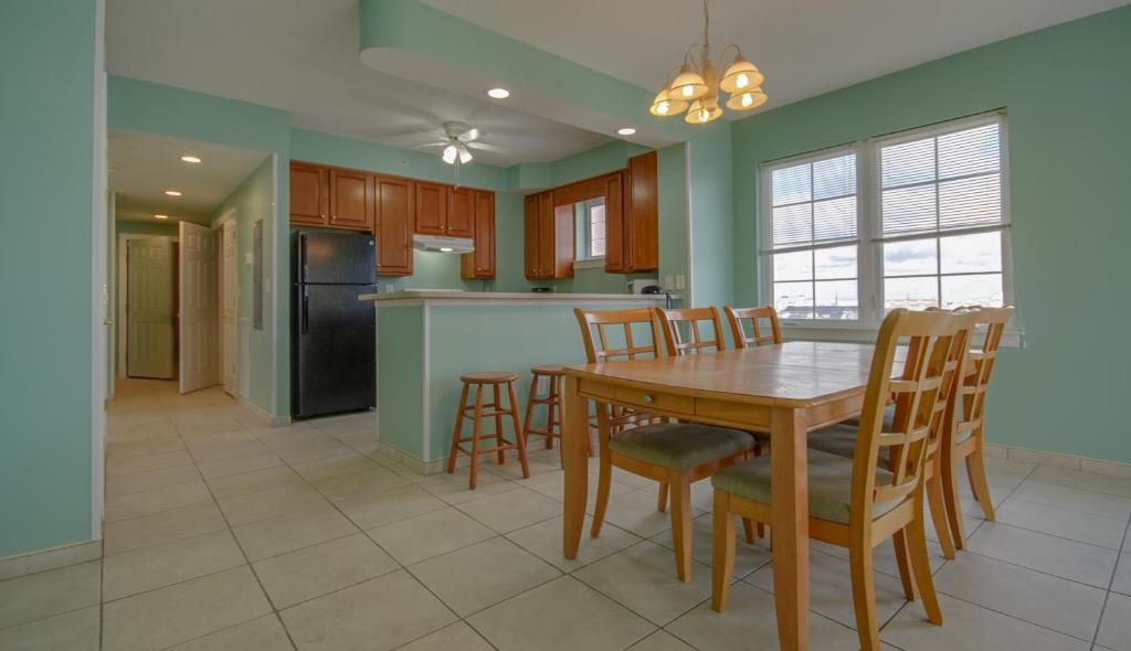Americana Princess Suites/Condos photo 3