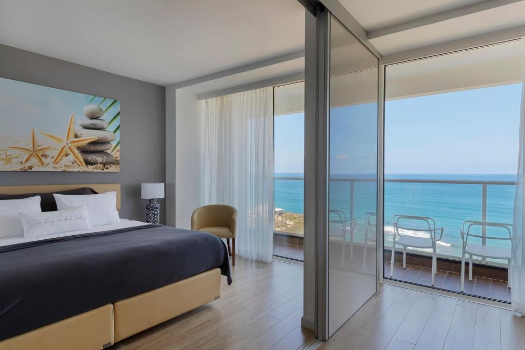 Resort Hadera by Jacob Hotels photo 2