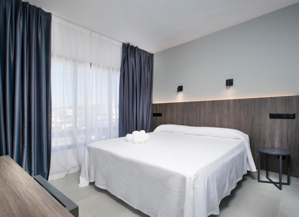 Hotel Base - Adults Only - Tap to explore photos