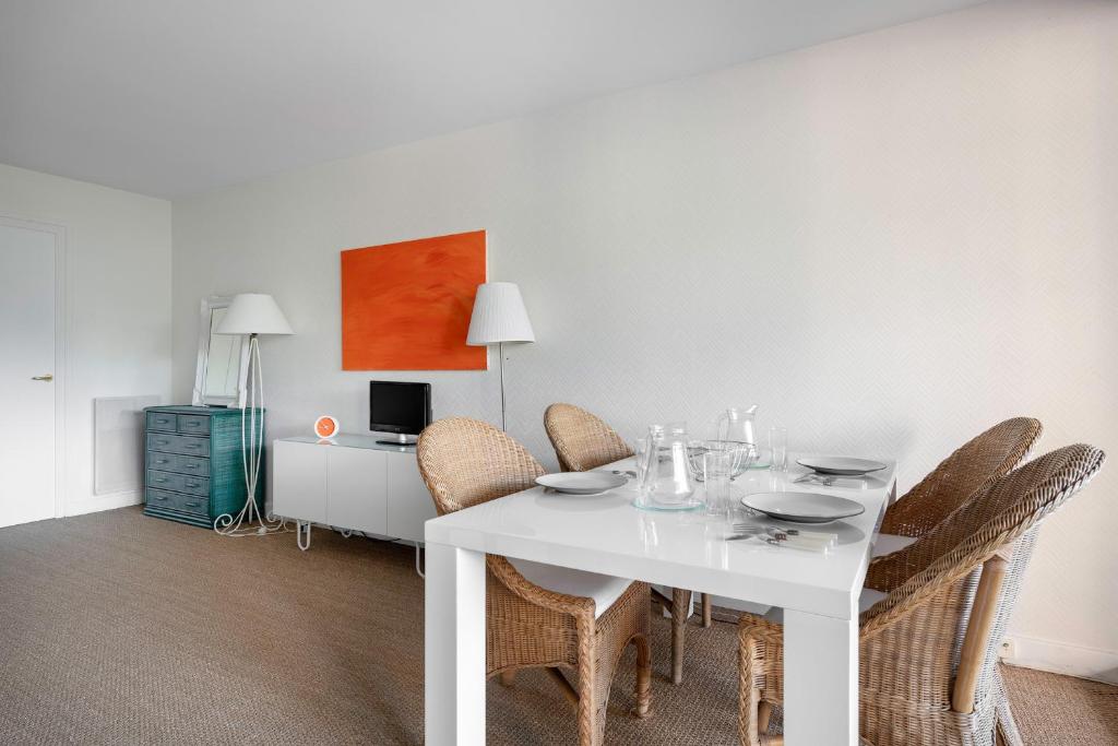 Appartement tout confort pour 4 a 300m de la plage photo 4