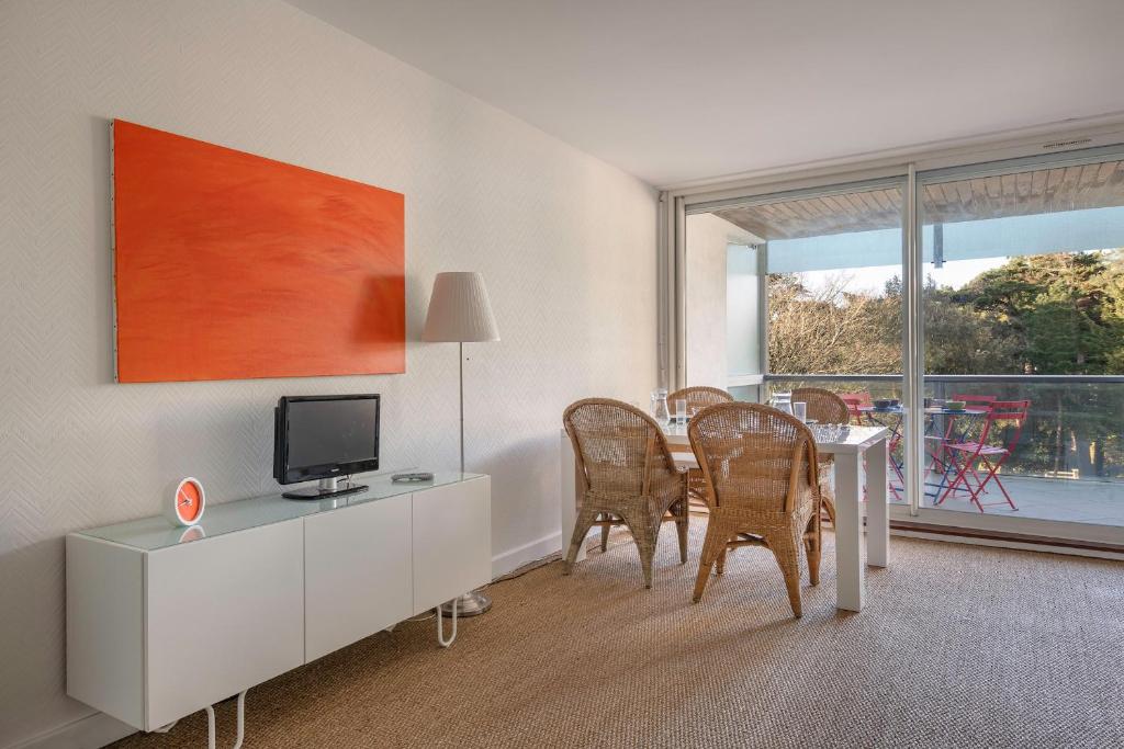 Appartement tout confort pour 4 a 300m de la plage photo 1