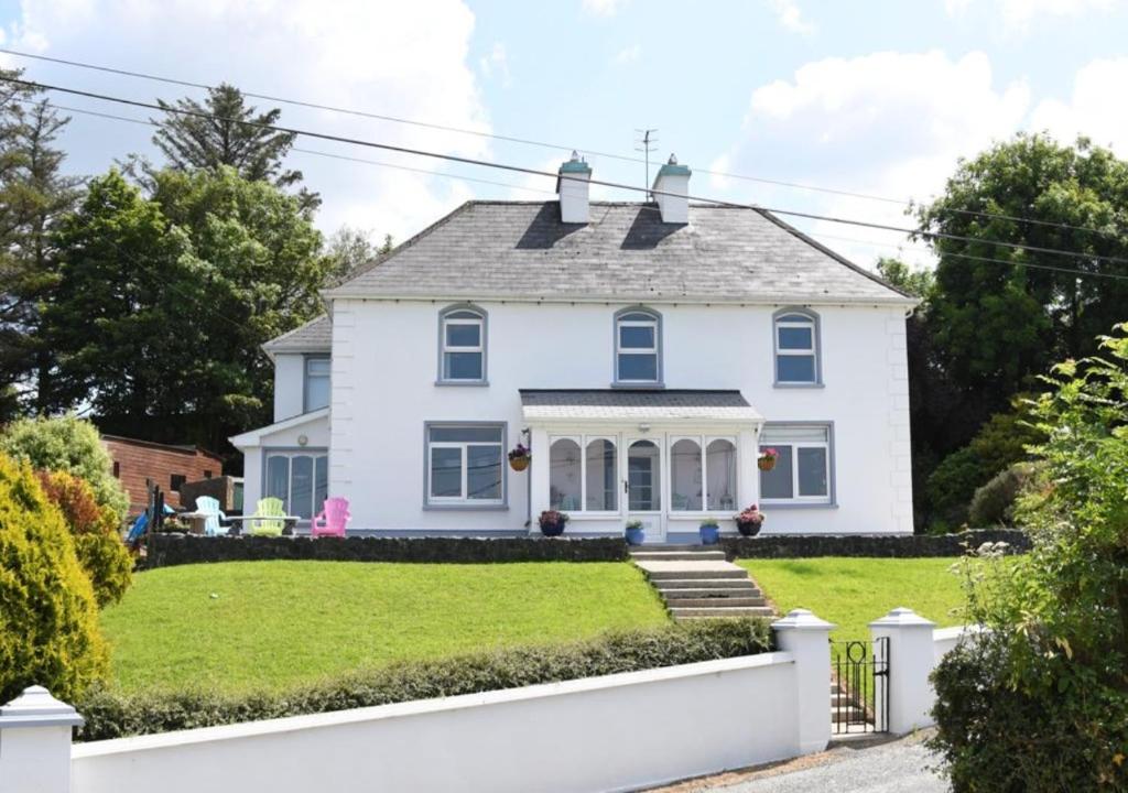 Fitzgerald's Farmhouse Accommodation V94 YY47 photo 1