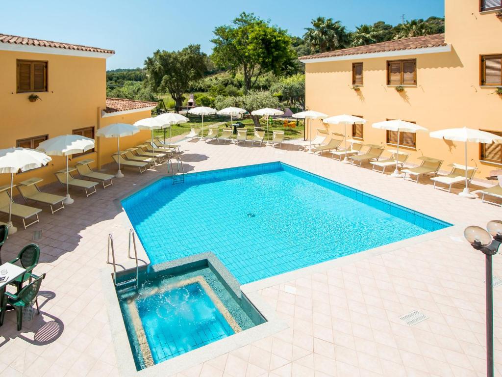 Apartment Cala Viola-5 by Interhome