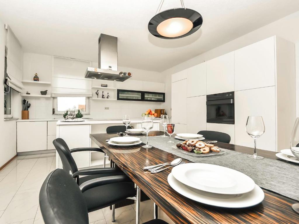 Holiday Home Villa Dalmacija by Interhome photo 3