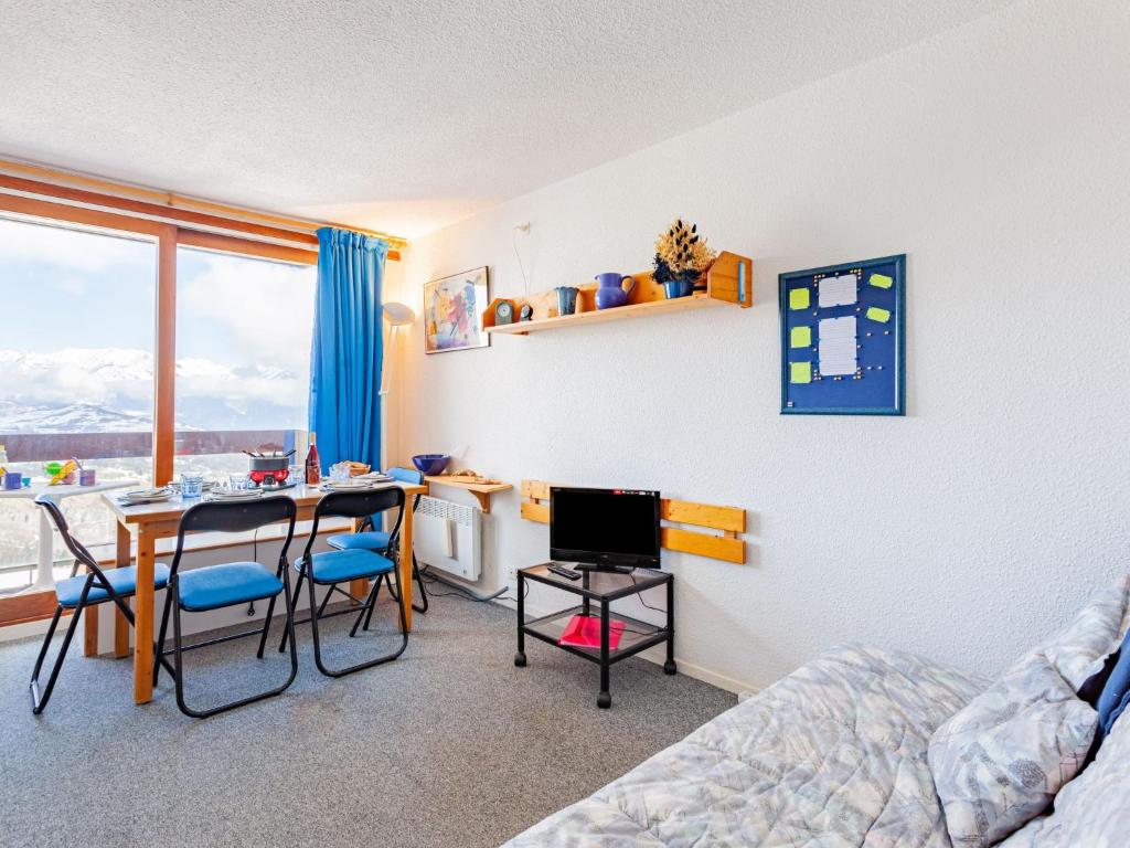 Apartment Lunik Orion-48 by Interhome