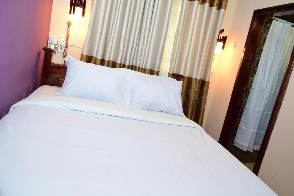 Absor Royal Hotel photo 2