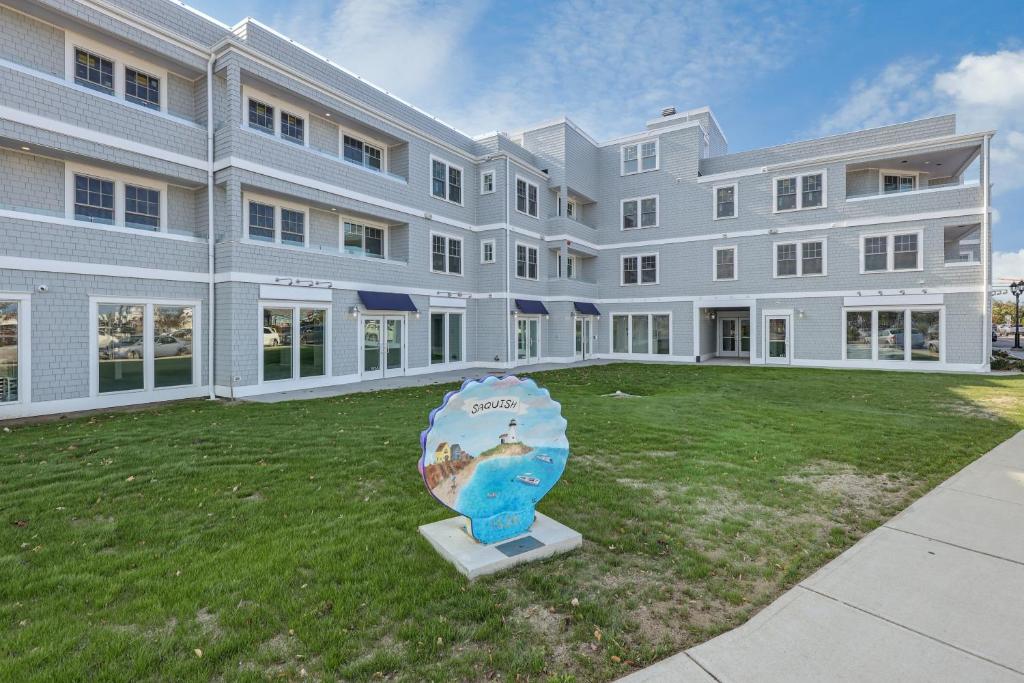 Thomas Sea Suites at Harbourtown photo 4