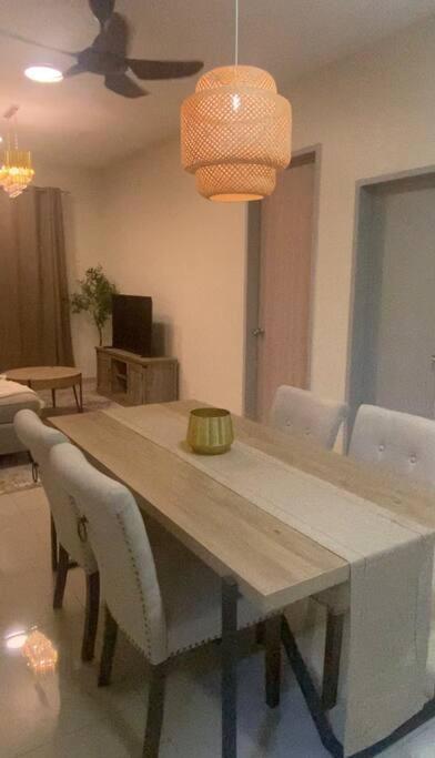 ORKED VANDA, 3 Bedroom apartment, SEAVIEW NETFLIXWIFIYOUTUBE photo 3