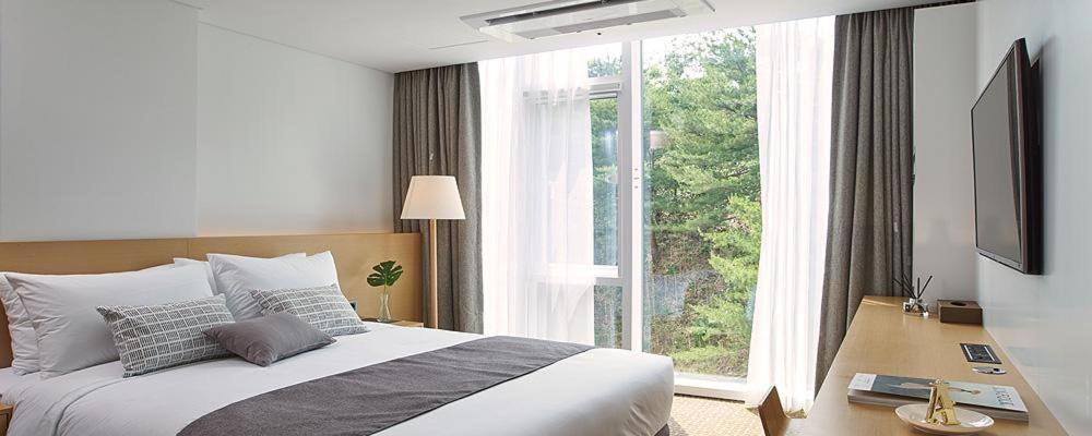 Naksan Beach Hotel photo 2
