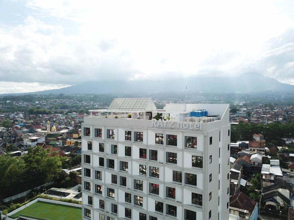 Rayz UMM Hotel Malang, Bali