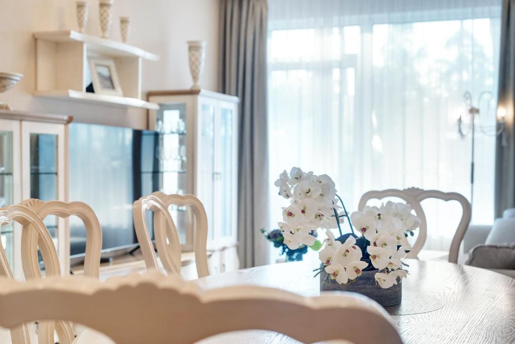 Turaidas Kvartals Four Seasons Luxury Apartment photo 1