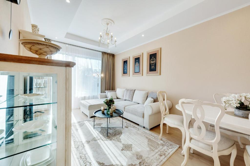 Turaidas Kvartals Four Seasons Luxury Apartment photo 3
