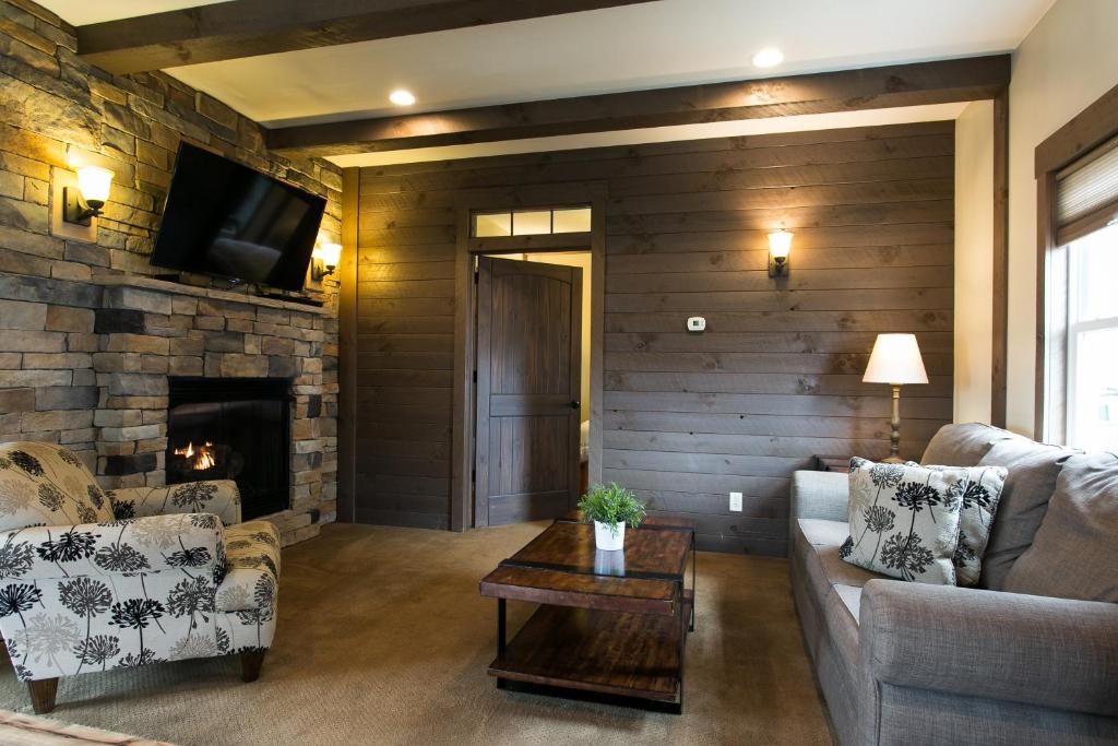 Village Dreams Cottage by Amish Country Lodging photo 1