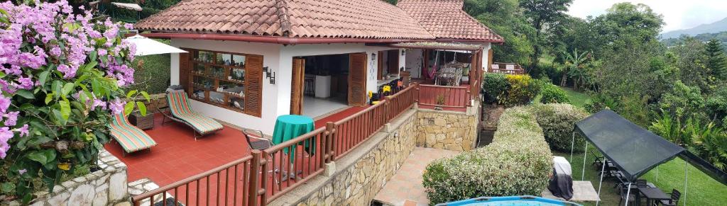 El Paraiso, Casa Campestre en Condominio, WiFi-Teletrabajo, Villeta photo 3