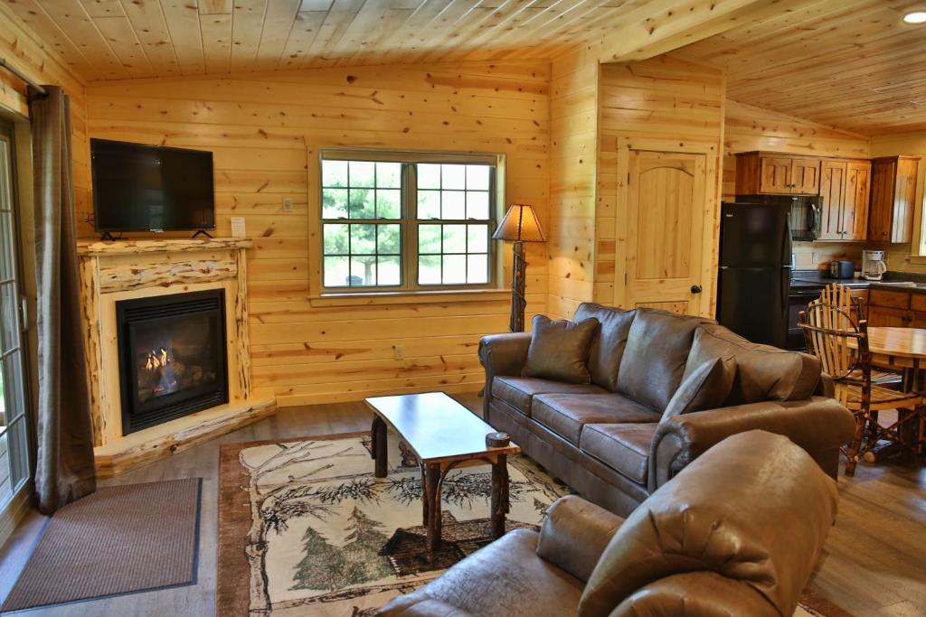 Waterview Lodge by Amish Country Lodging photo 3