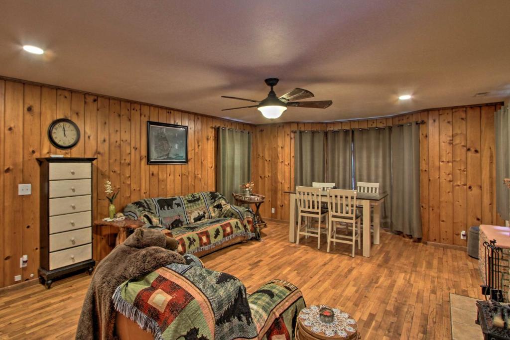 Packwood Getaway with Game Room, Grill and Patio photo 4