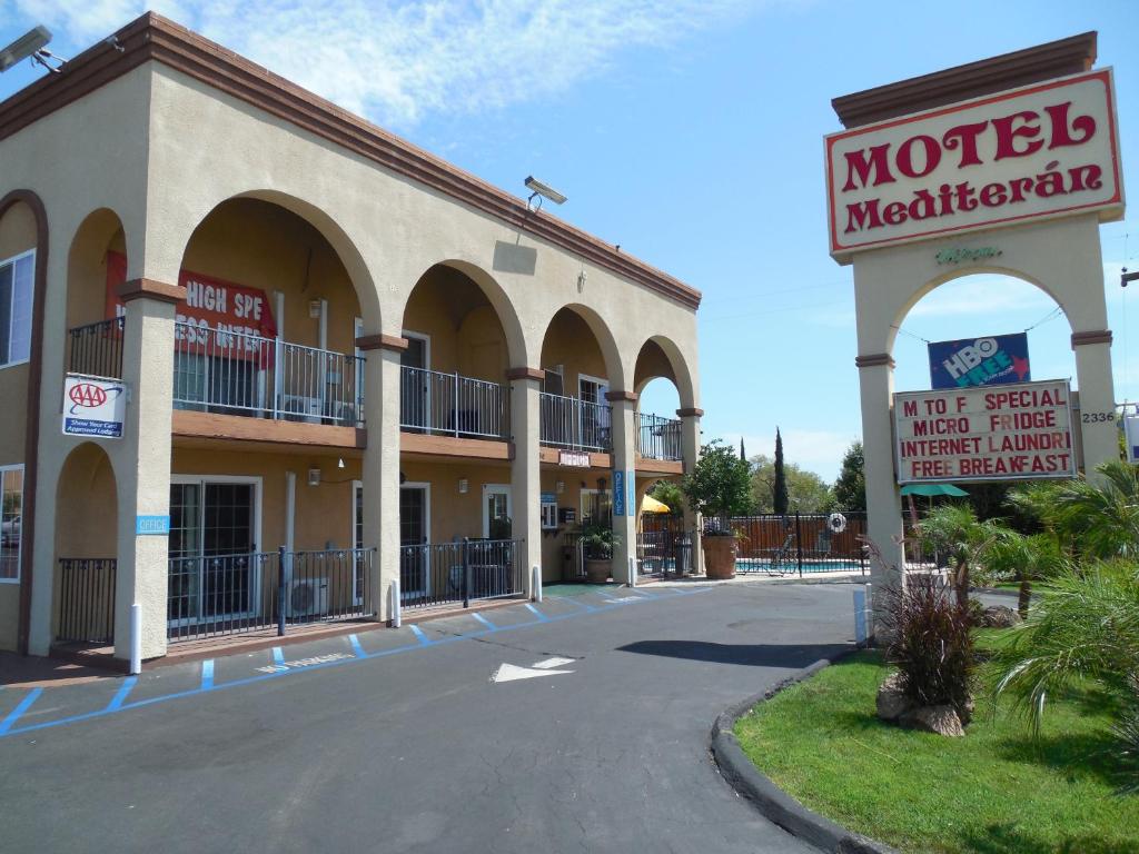 Motel Mediteran Escondido image