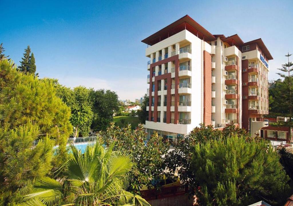 Sirma Hotel photo 1