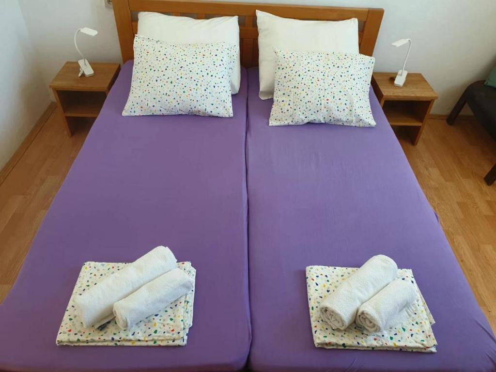 Babaloo Beach Apartments photo 3