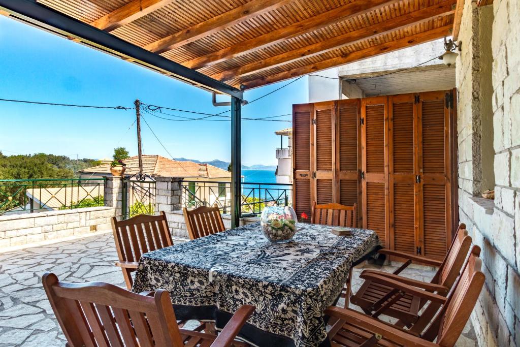 Konstas Stone Island House in Meganisi photo 3