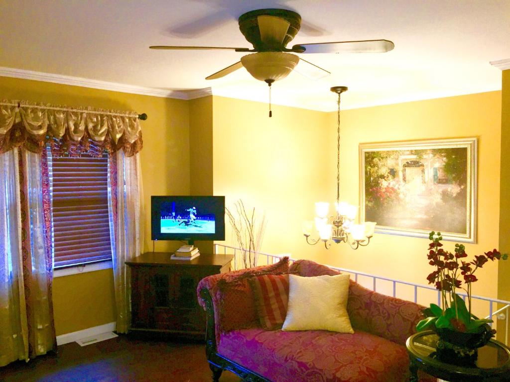 Charity's Haven II photo 4
