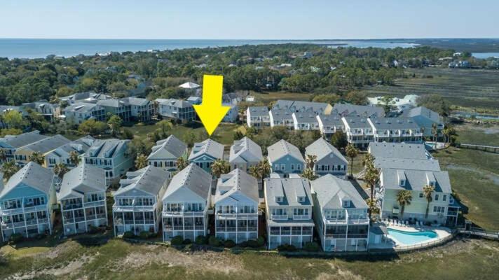 103 WATERS EDGE ~ 3Bed/3Bath Townhouse~ Pool~Fishing Dock photo 4