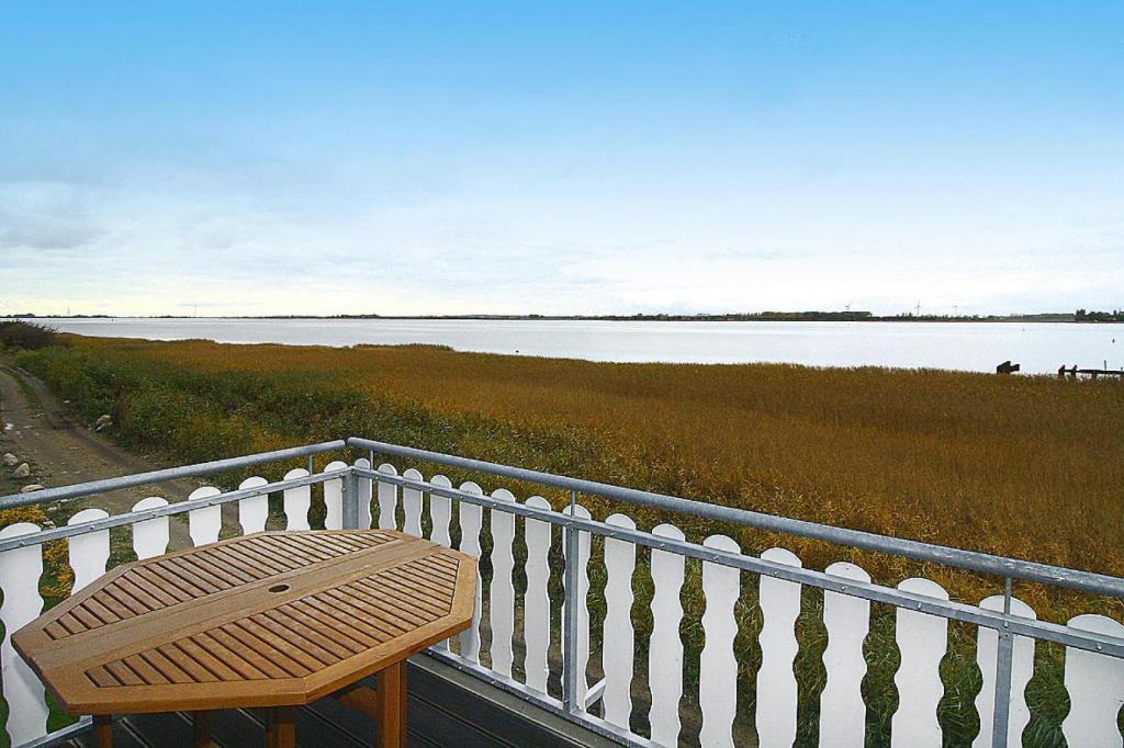 Reetdachhaus in Vieregge mit Blick auf den Breetzer Bodden photo 4