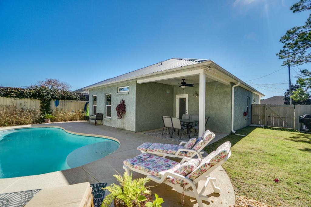 Beach House - The Starfish By Panhandle Getaways image