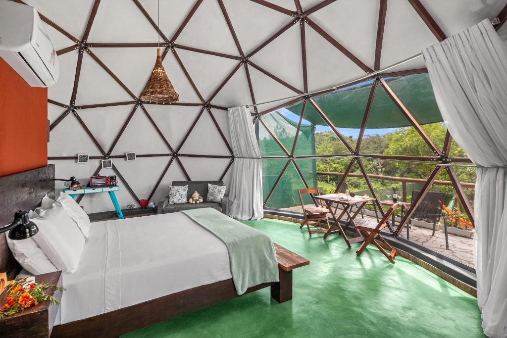 Glamping Serra da Canastra - Casinha de Hortelã - Domo Embaúba photo 1