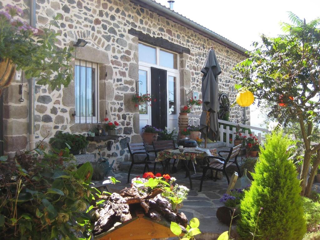 Au Pied de la Roche photo 3