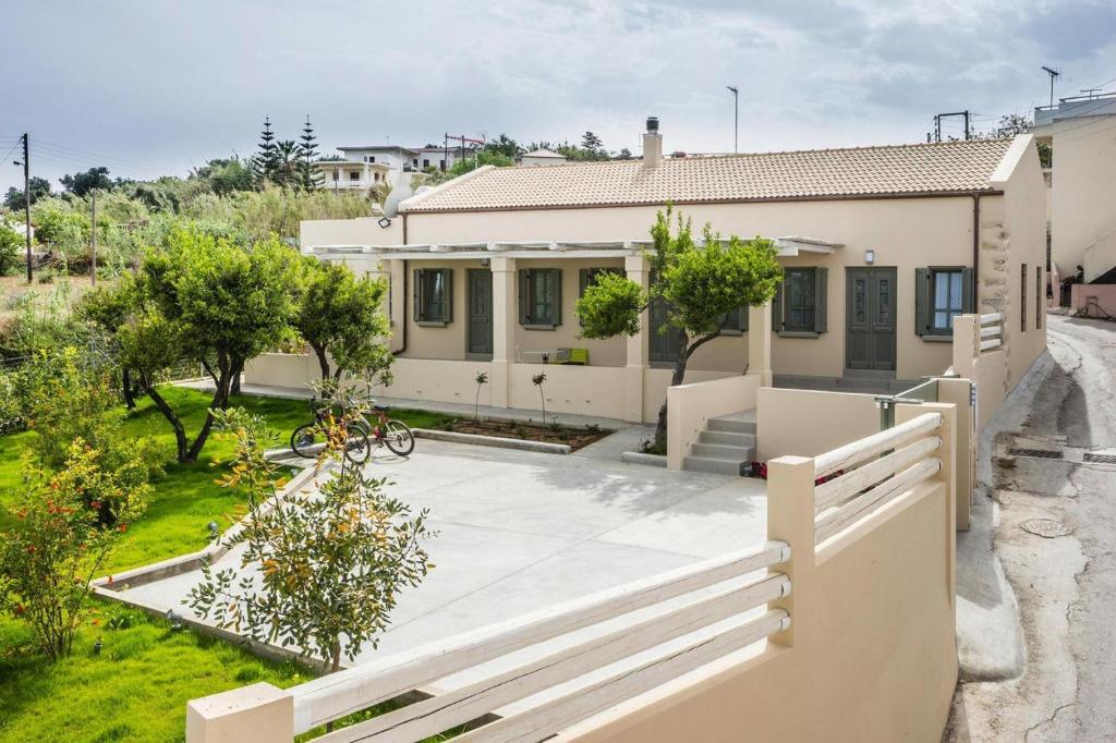 Holiday home in Gerani photo 2