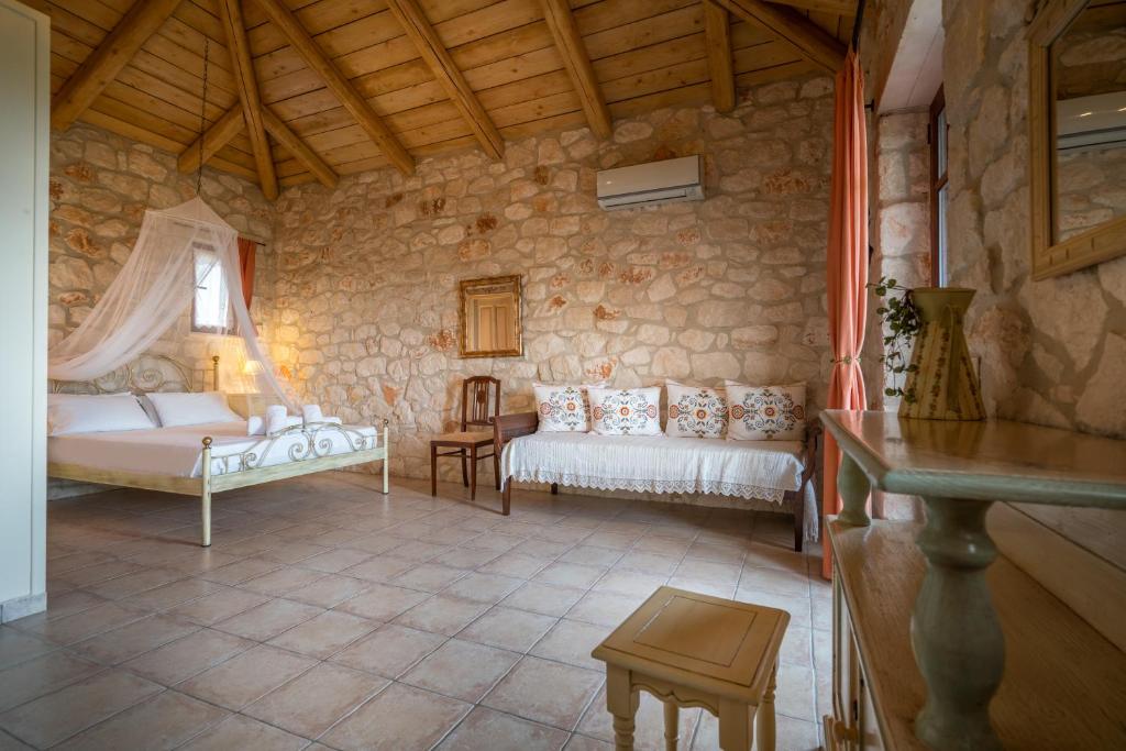 Myrties stone houses - Ta Petrina photo 3