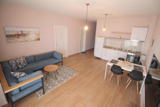 Sea View Apartment!Beach Access!Luxury & Peaceful! photo 2