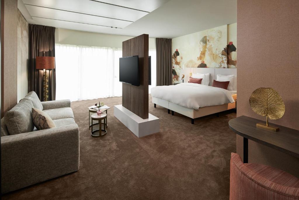 Van der Valk Hotel Gent - Tap to explore photos