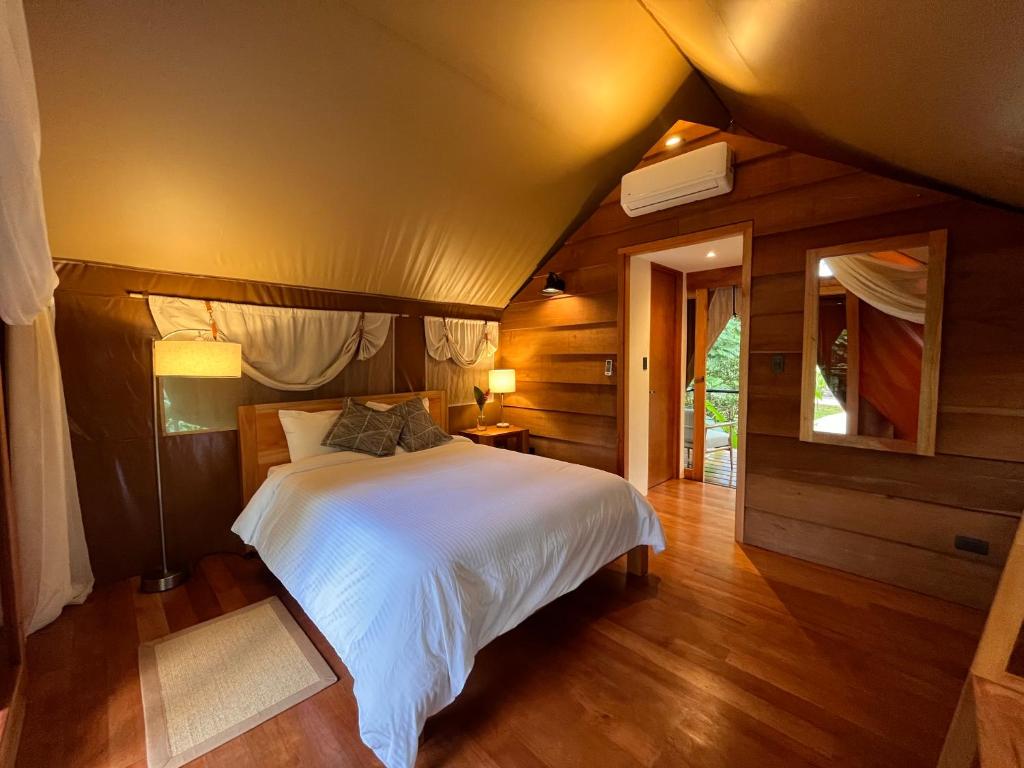 Hotel Arenal Glamping photo 3