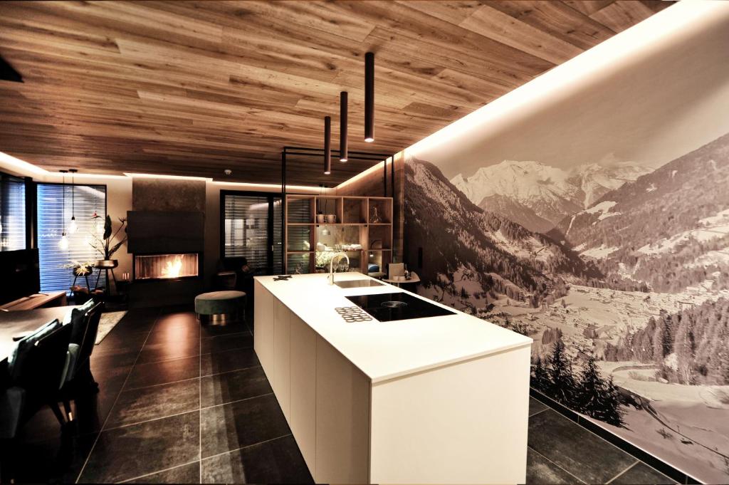 Alpine Penthouse - Stunning & Luxurious photo 4