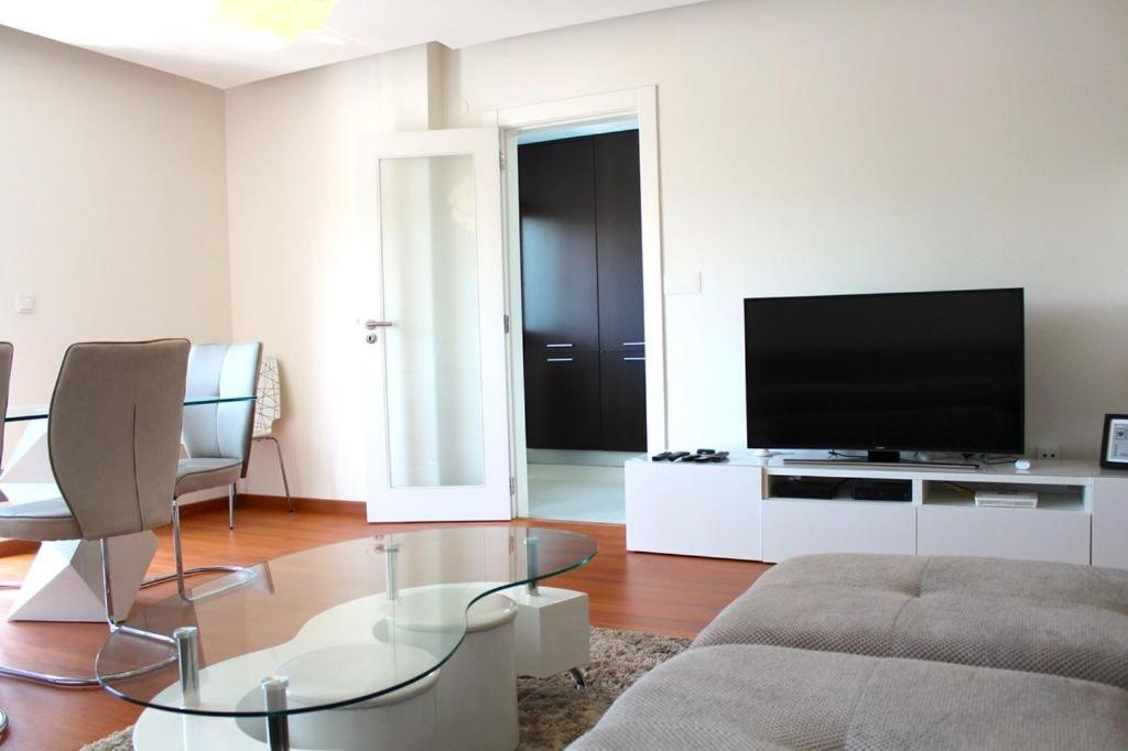 Damaia Apartment photo 1